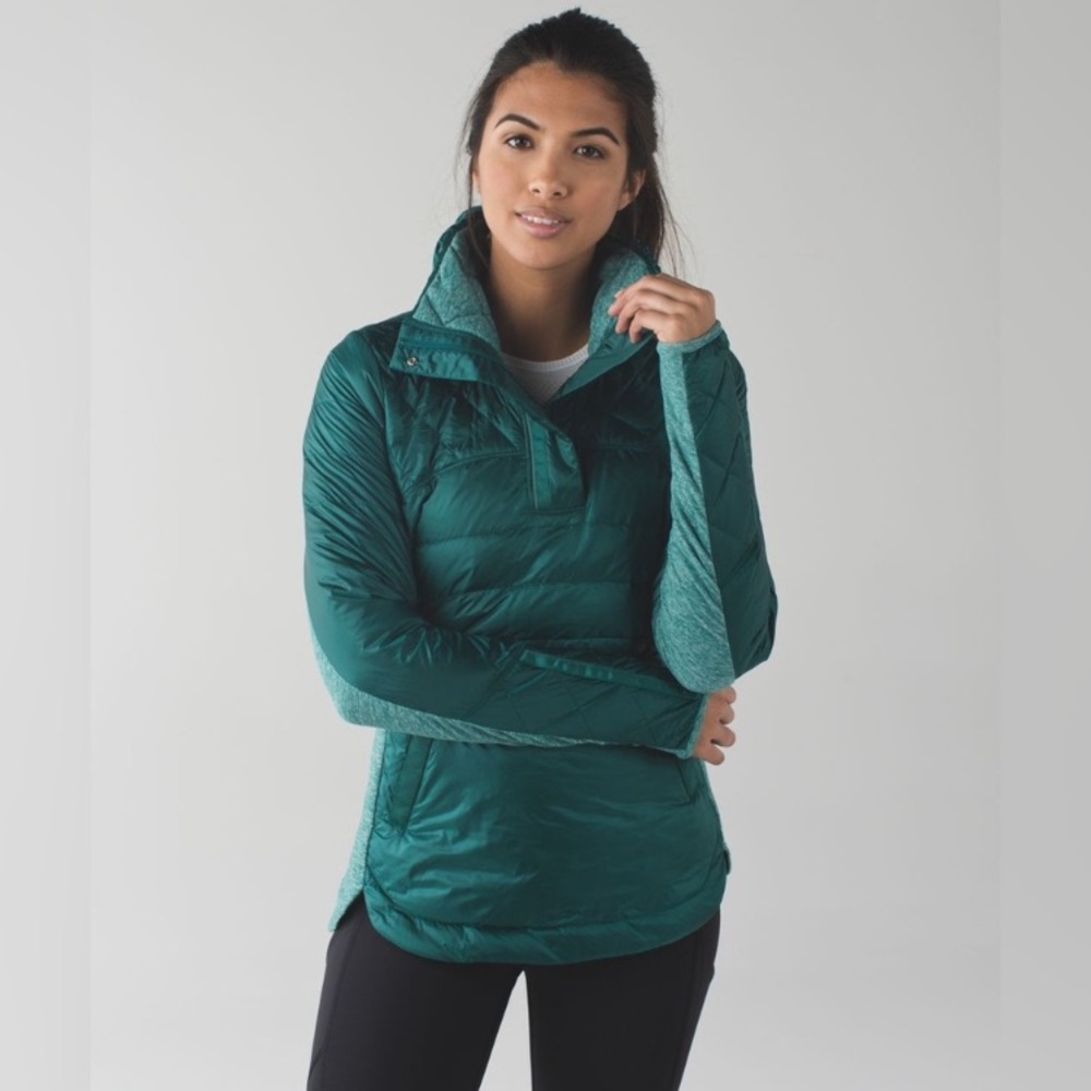 Lululemon Down For A Run Pullover
Forage Teal size 8